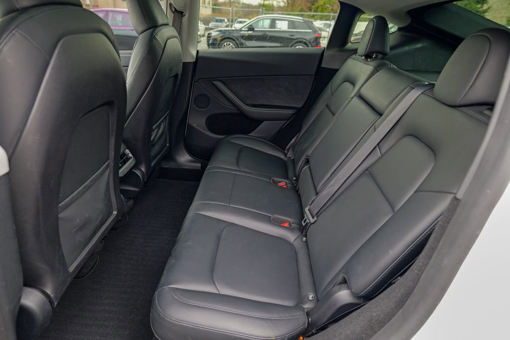 Used 2024 Tesla Model Y Long Range image 26