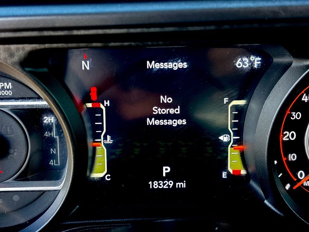 Used 2025 Jeep Wrangler Unlimited Rubicon image 16