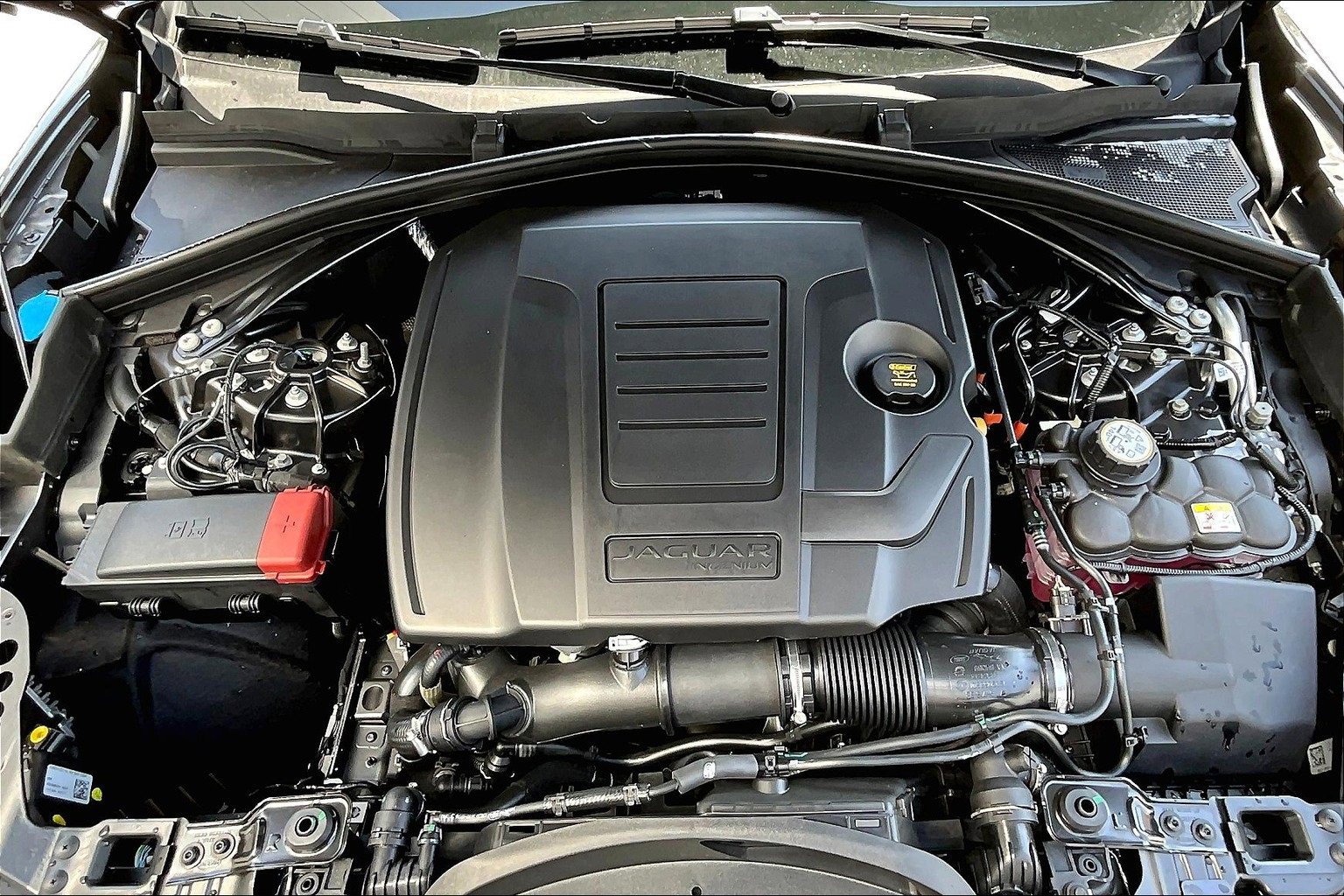 New 2026 Jaguar F-PACE R-Dynamic S image 11