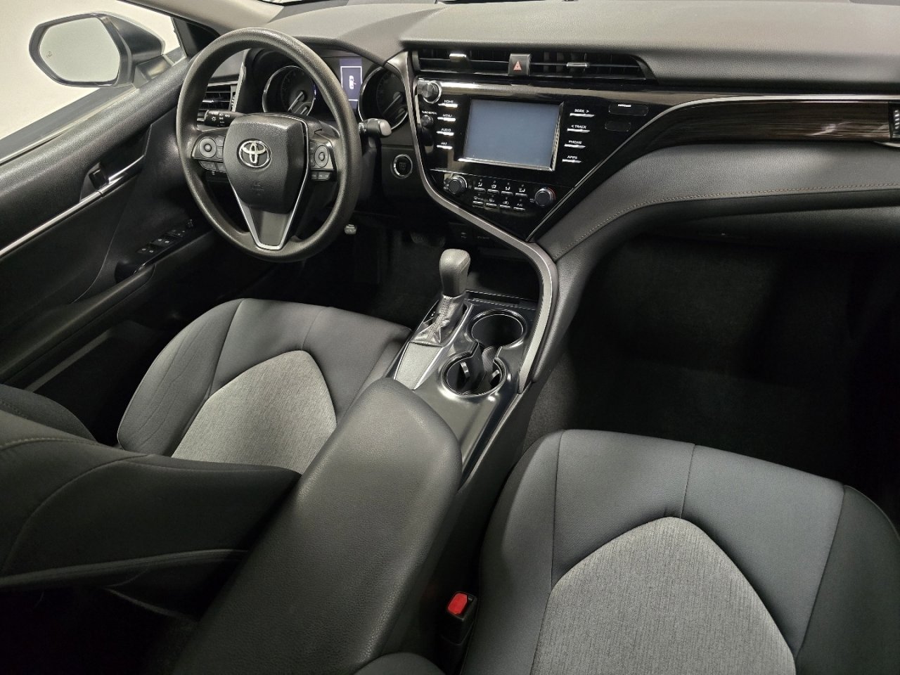 Certified 2019 Toyota Camry LE w/ Convenience Package image 18