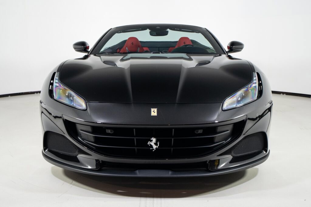 Used 2023 Ferrari Portofino M image 3
