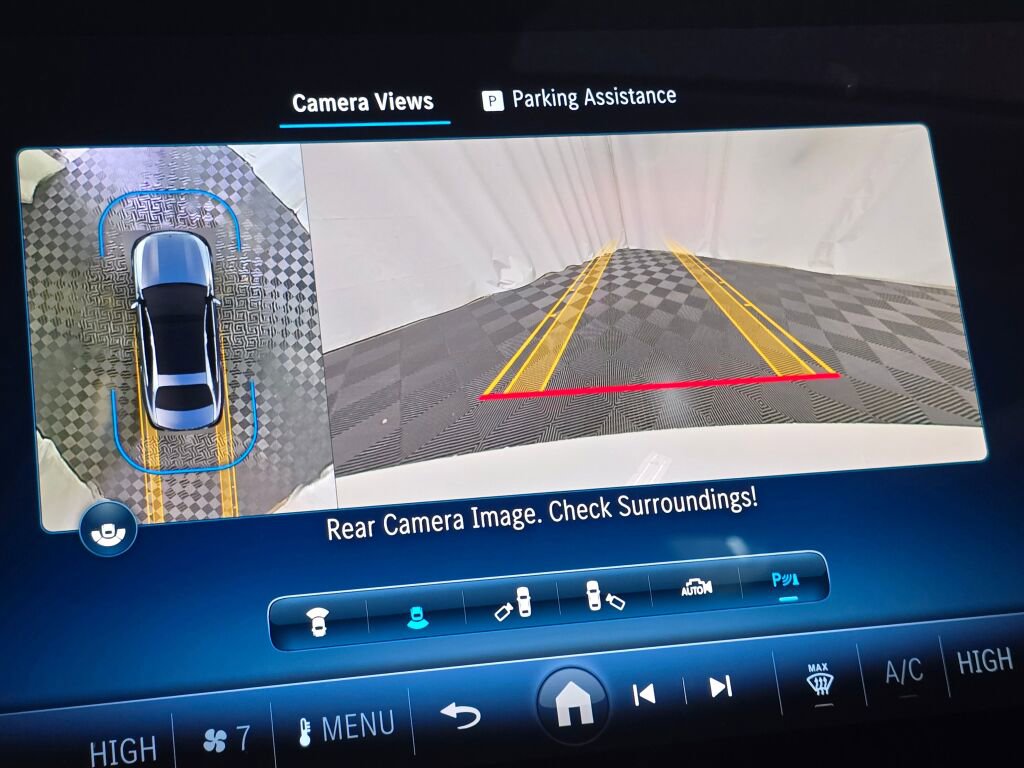 Used 2024 Mercedes-Benz E 350 4MATIC Sedan image 41