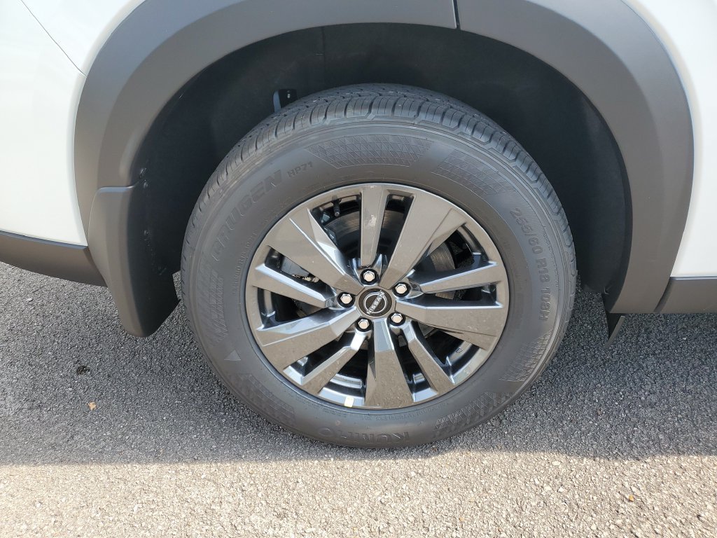 New 2026 Nissan Pathfinder SV FWD image 5