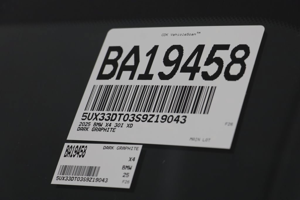 Certified 2025 BMW X4 xDrive30i AWD/4WD image 24