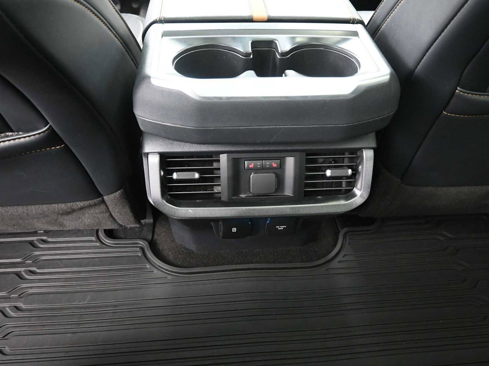 Used 2022 Ford F150 Platinum w/ Equipment Group 701A High image 17