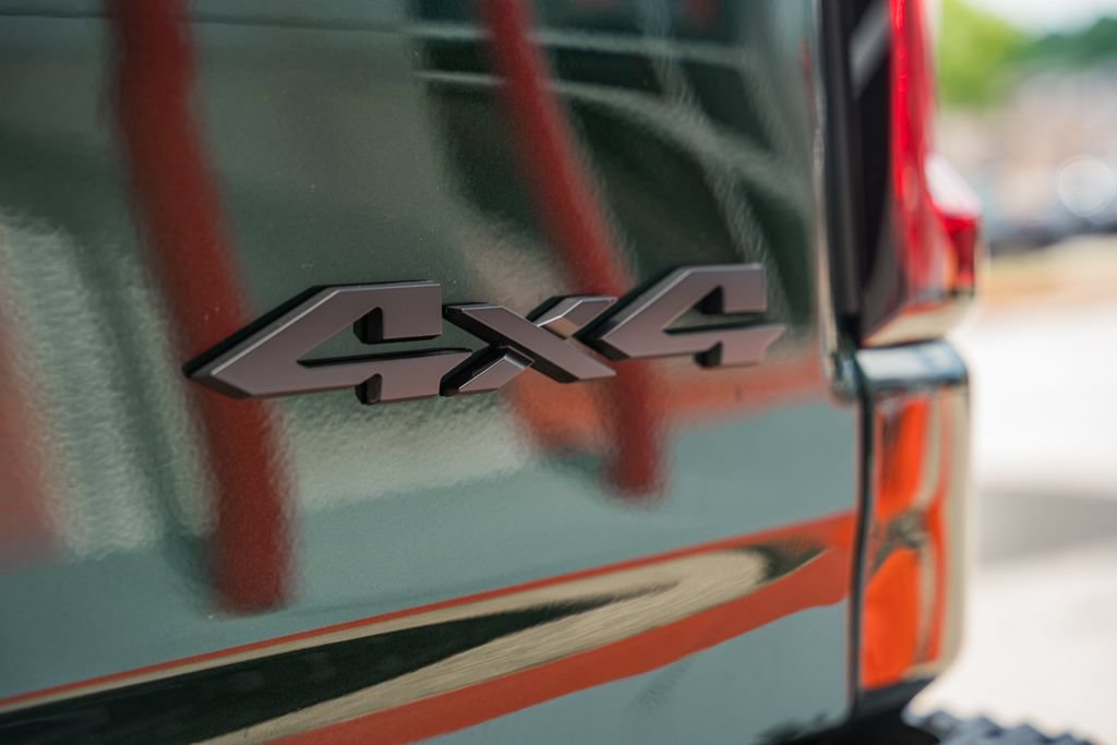New 2026 RAM 1500 Laramie AWD/4WD image 10