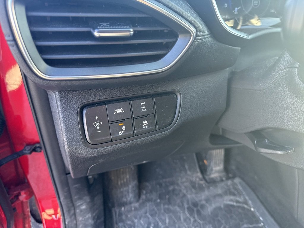 Used 2020 Hyundai Santa Fe SEL w/ Cargo Package image 10