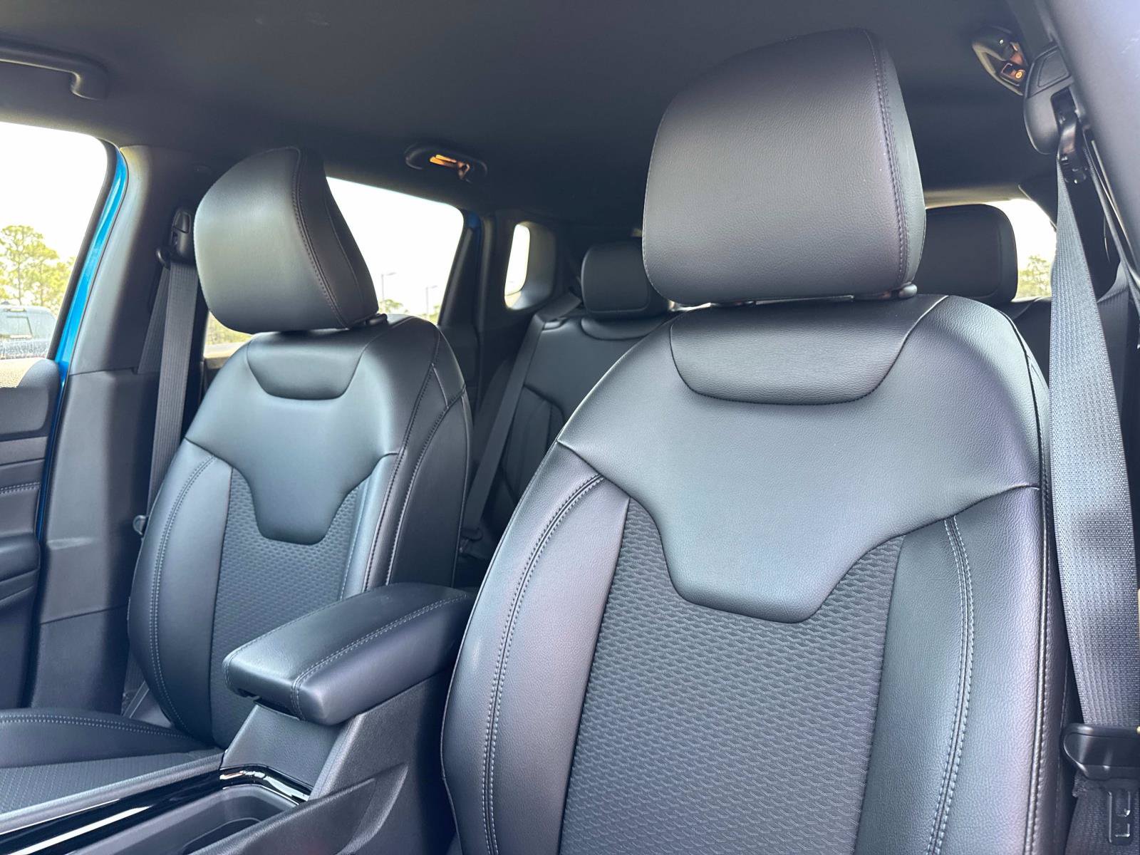 New 2026 Jeep Compass Latitude AWD/4WD image 20