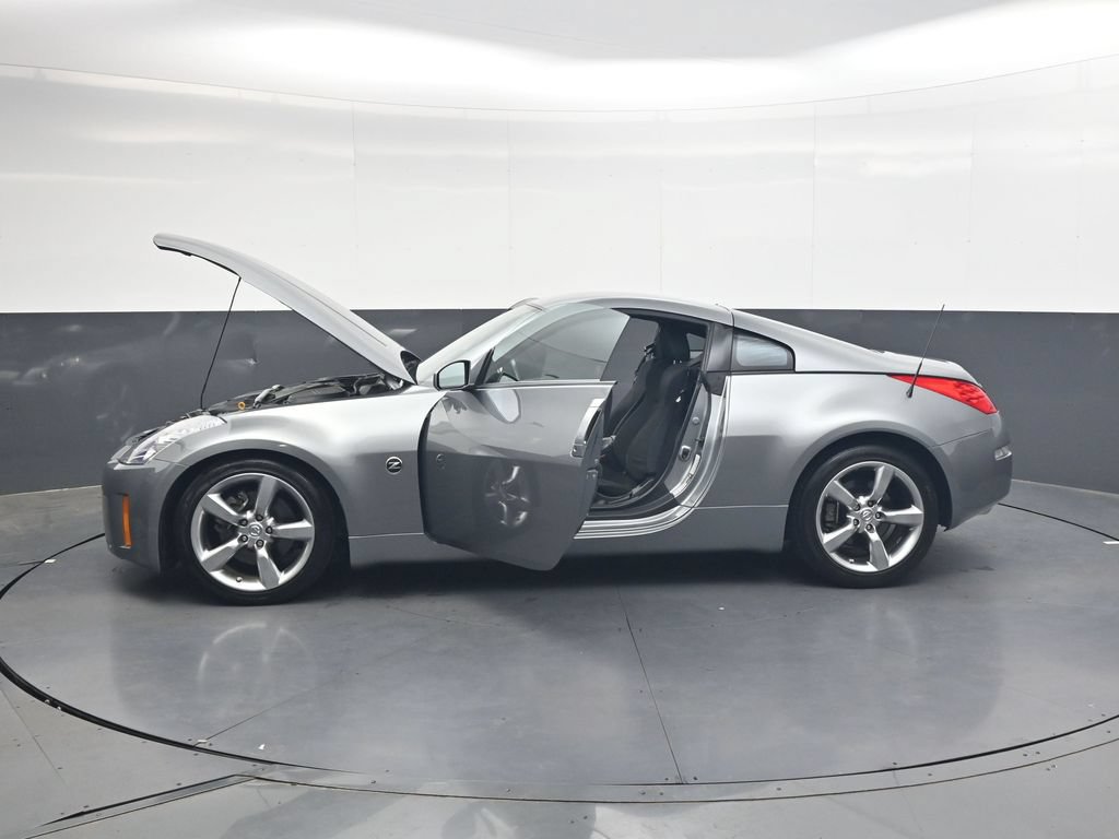 Used 2006 Nissan 350Z Enthusiast RWD image 35