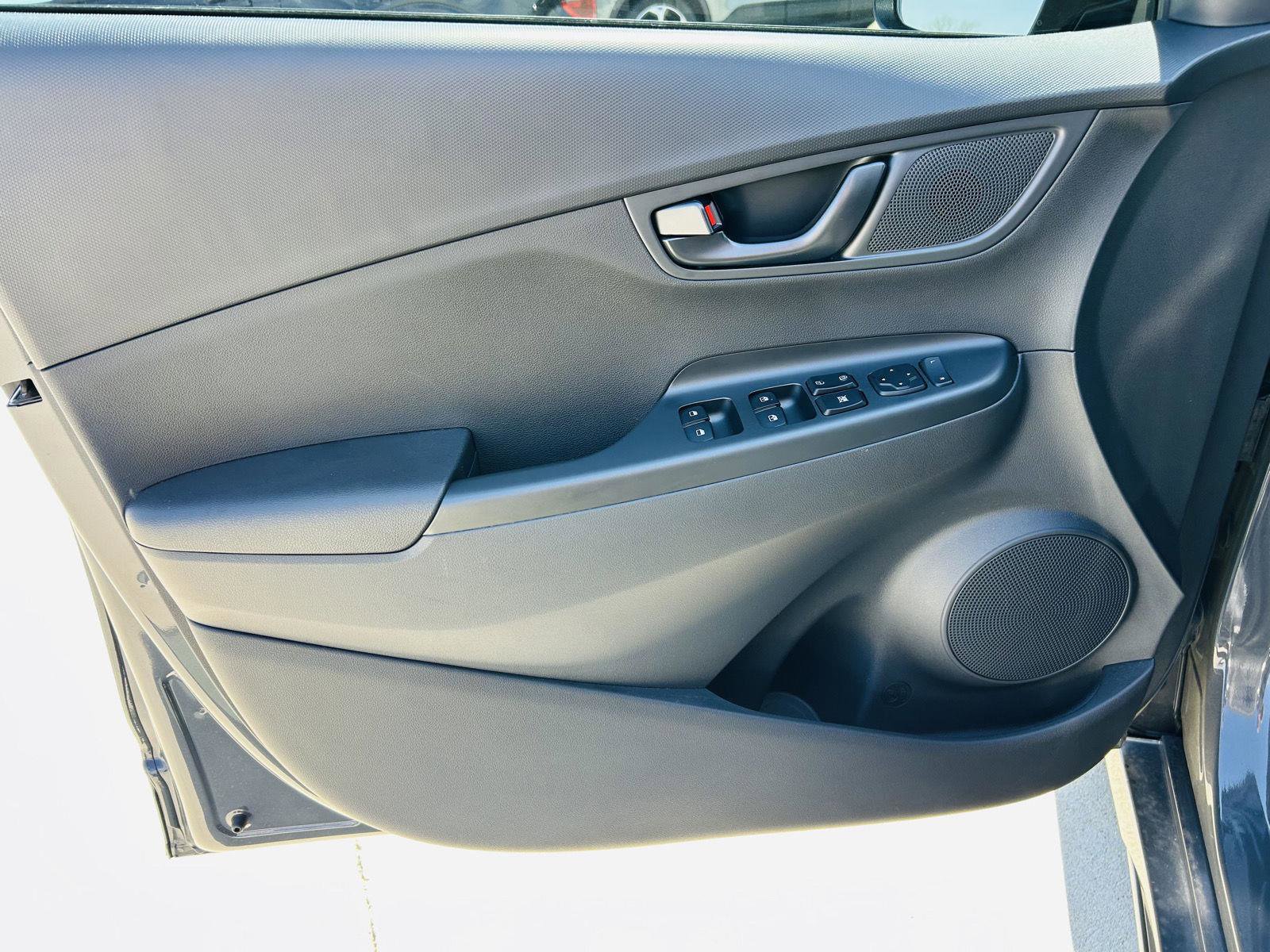 Used 2023 Hyundai Kona N Line w/ Cargo Package image 11