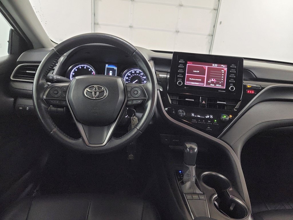 Used 2022 Toyota Camry SE FWD image 12