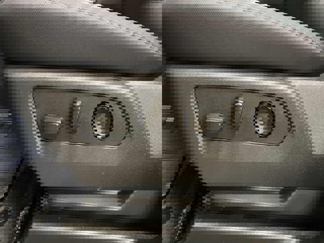 Used 2025 GMC Hummer EV 3X w/ LPO, Illumination Package image 14