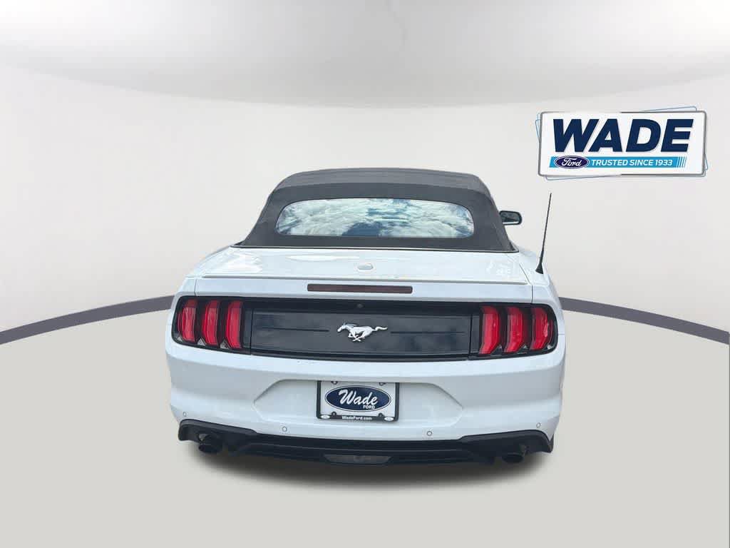 Used 2022 Ford Mustang Premium RWD image 6