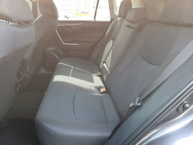 Used 2025 Toyota RAV4 LE AWD/4WD image 11