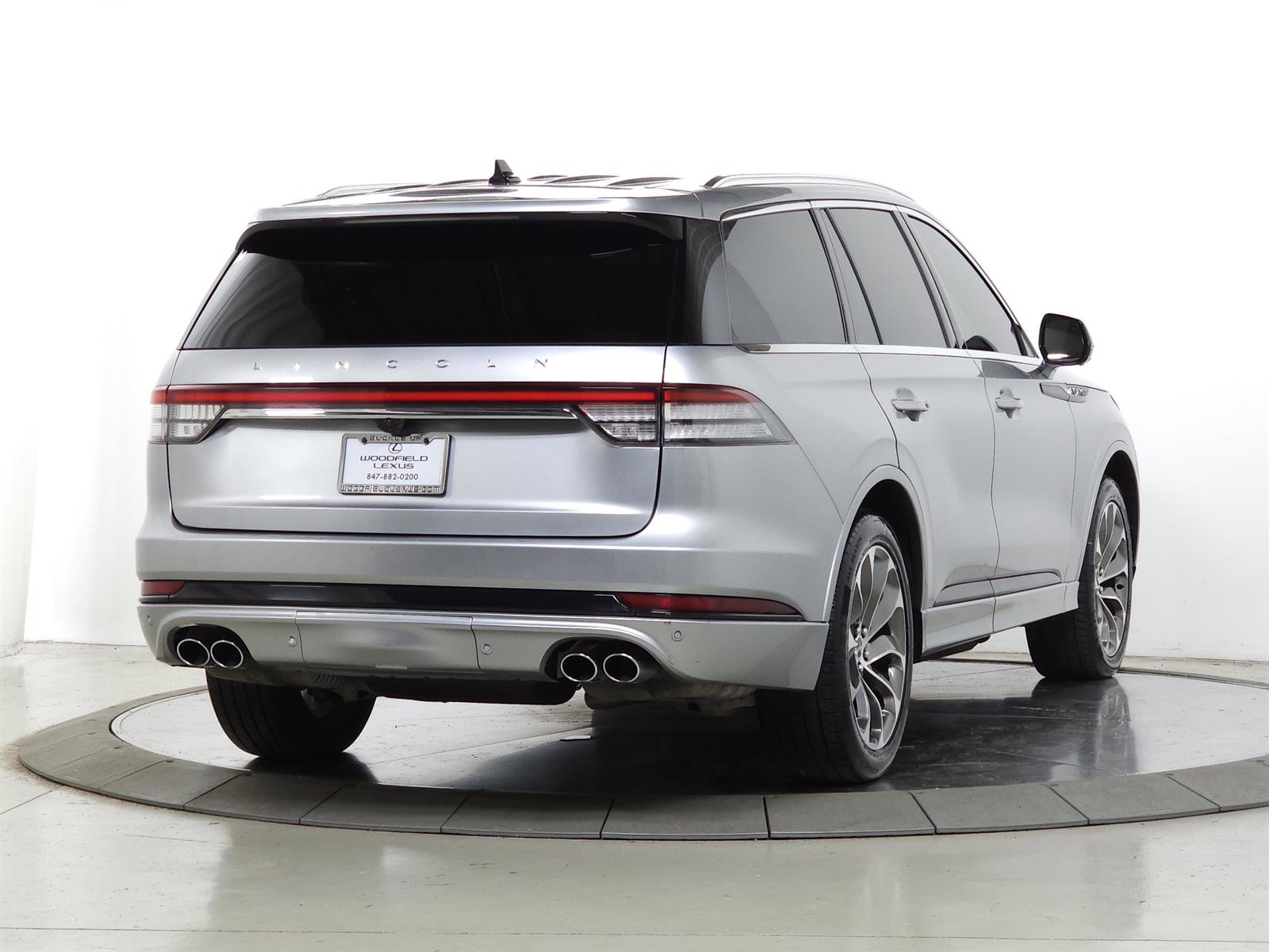 Used 2021 Lincoln Aviator Grand Touring w/ Elements Package Plus AWD/4WD image 10