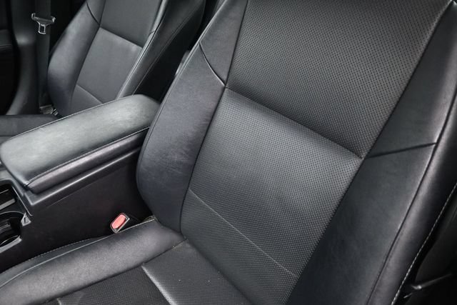 Used 2016 Lexus ES 350 w/ Premium Package w/Wood Trim FWD image 18