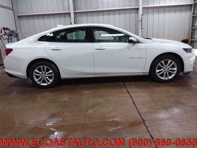 Used 2017 Chevrolet Malibu LT image 5