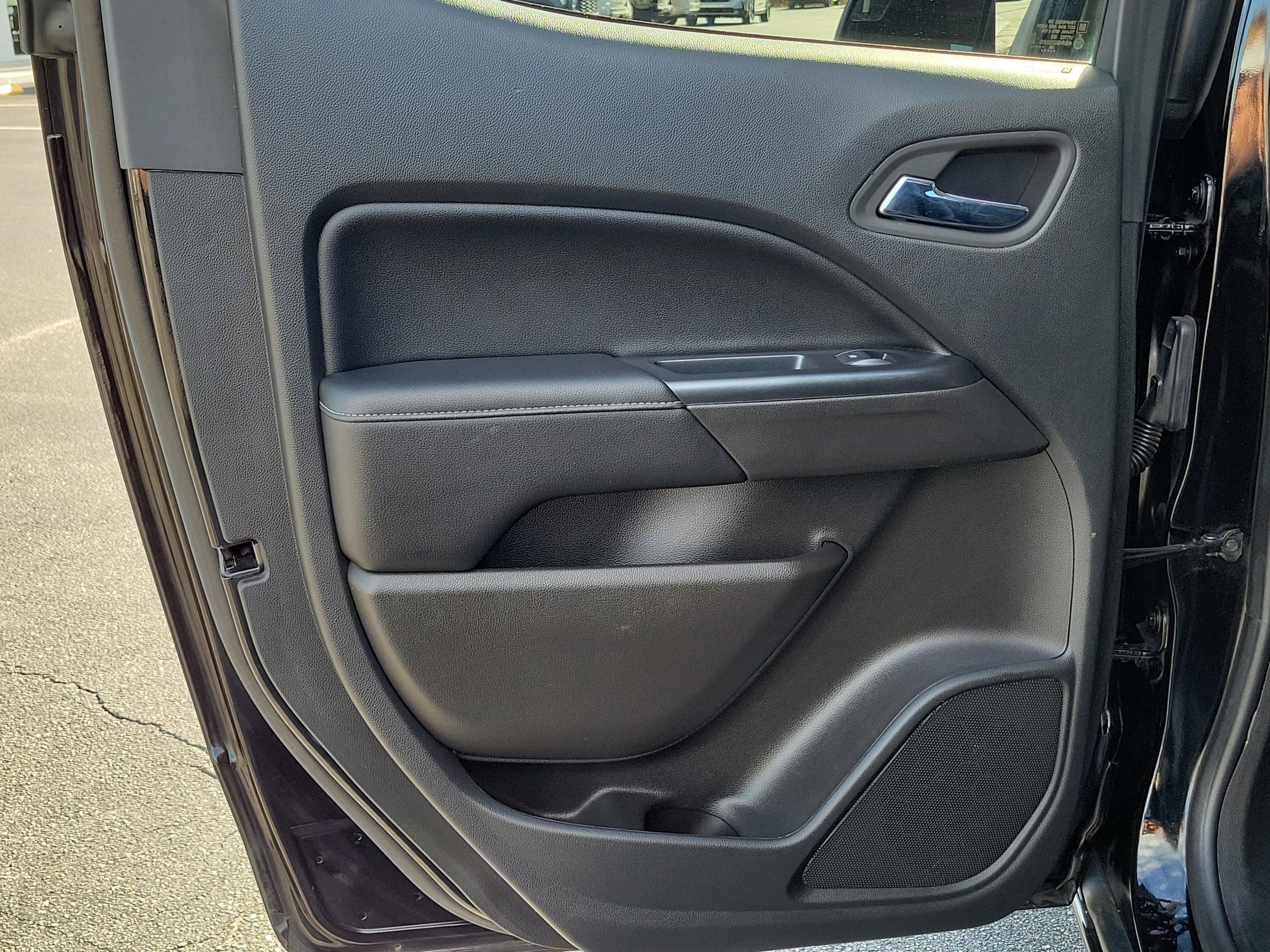 Used 2022 GMC Canyon Elevation image 13