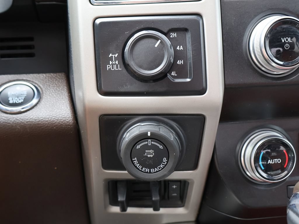 Used 2020 Ford F150 King Ranch w/ Equipment Group 601A Luxury AWD/4WD image 37