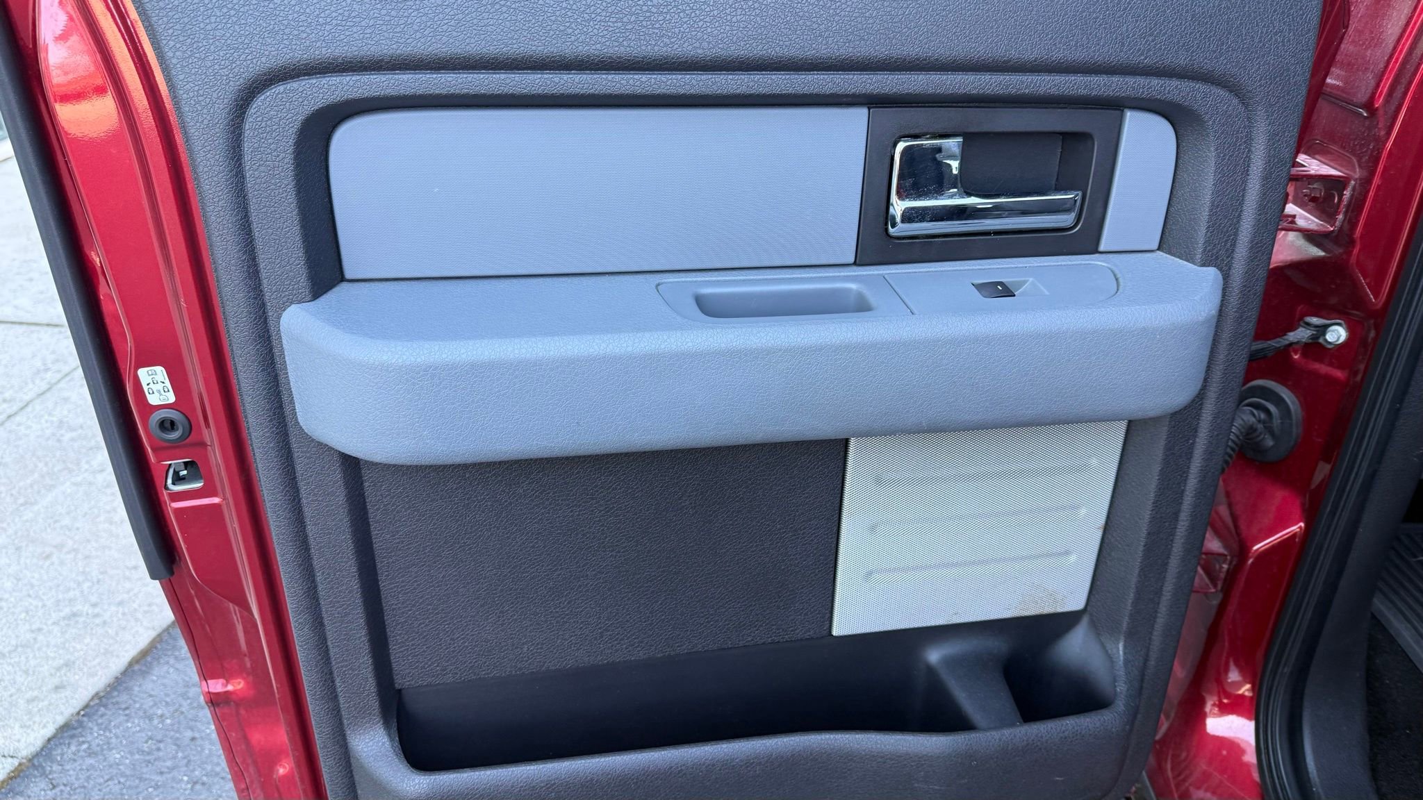 Used 2013 Ford F150 XLT w/ Luxury Equipment Group image 21