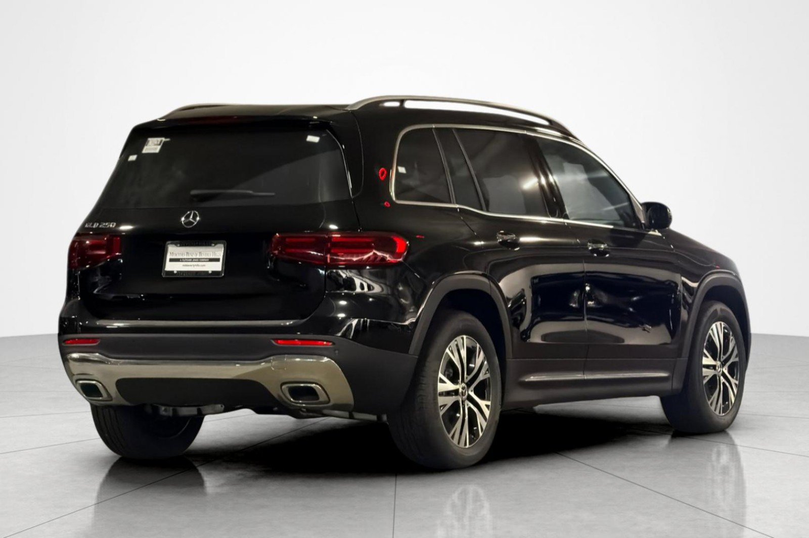 New 2025 Mercedes-Benz GLB 250 image 5