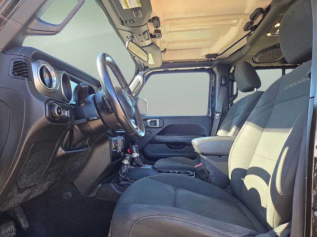 Used 2020 Jeep Wrangler Unlimited Sahara image 21