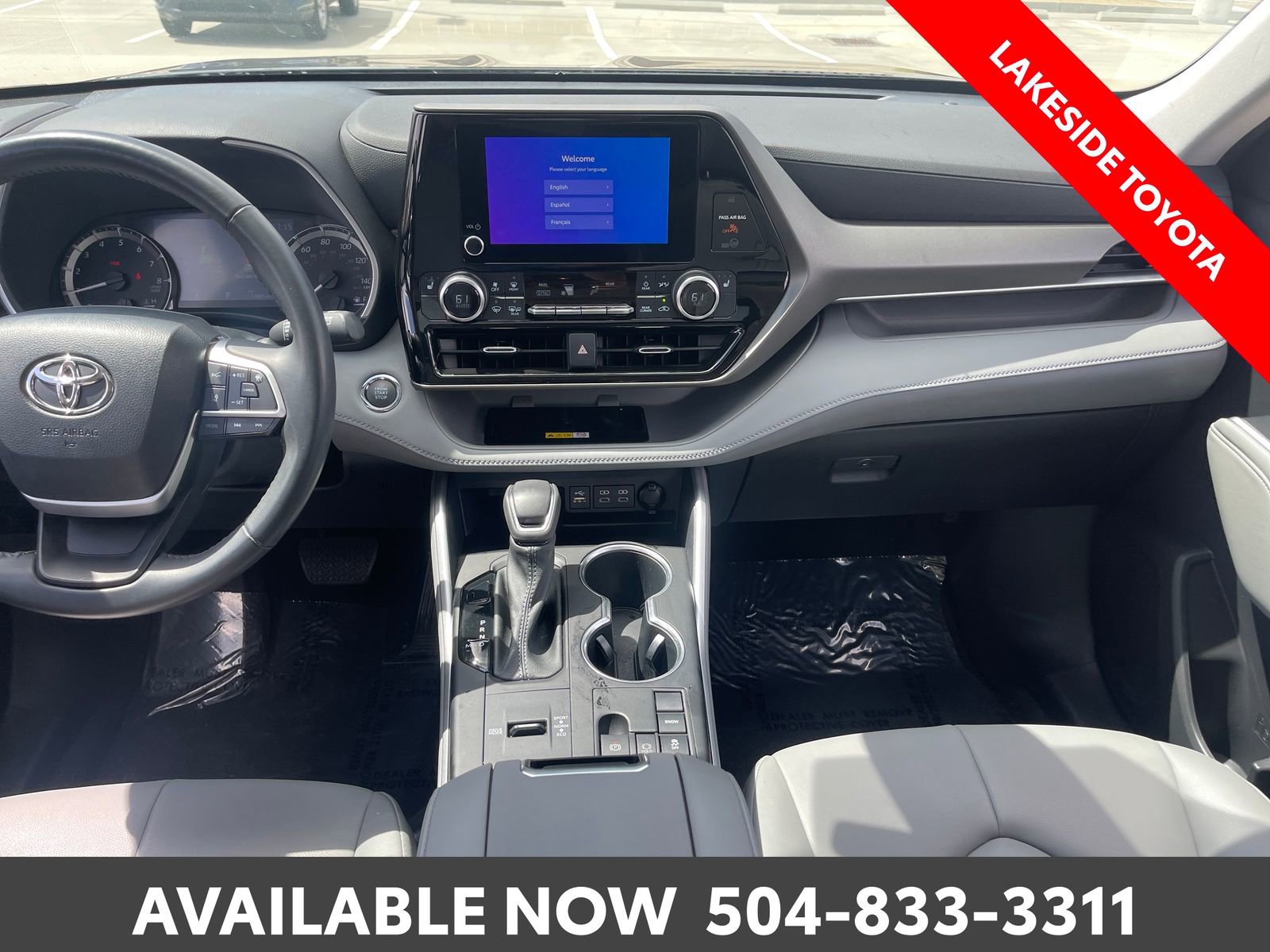 Used 2023 Toyota Highlander XLE FWD image 21