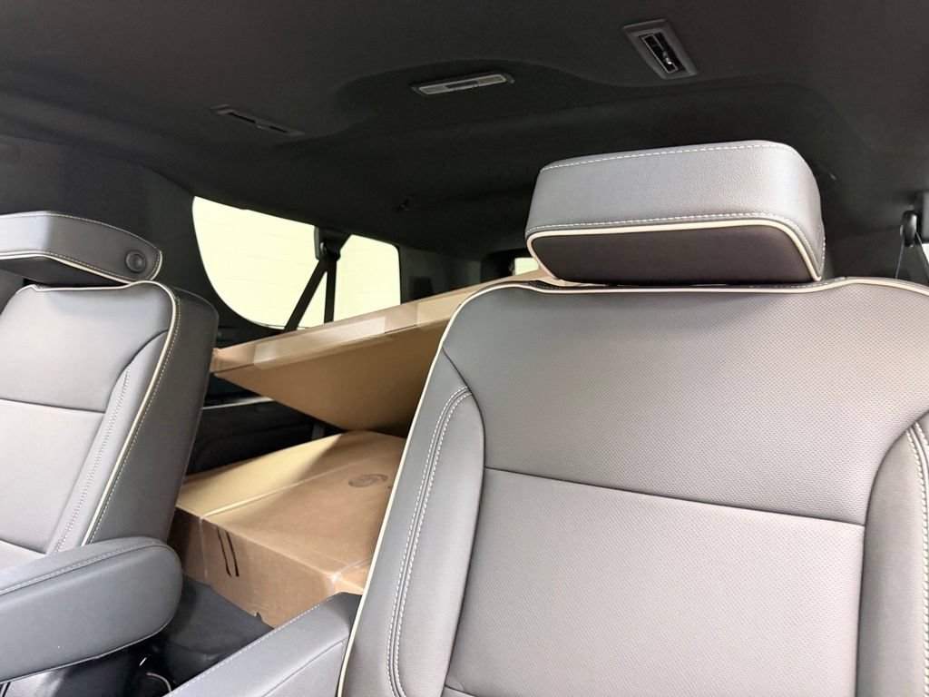 New 2026 GMC Yukon XL Elevation w/ Elevation Premium Package AWD/4WD image 24