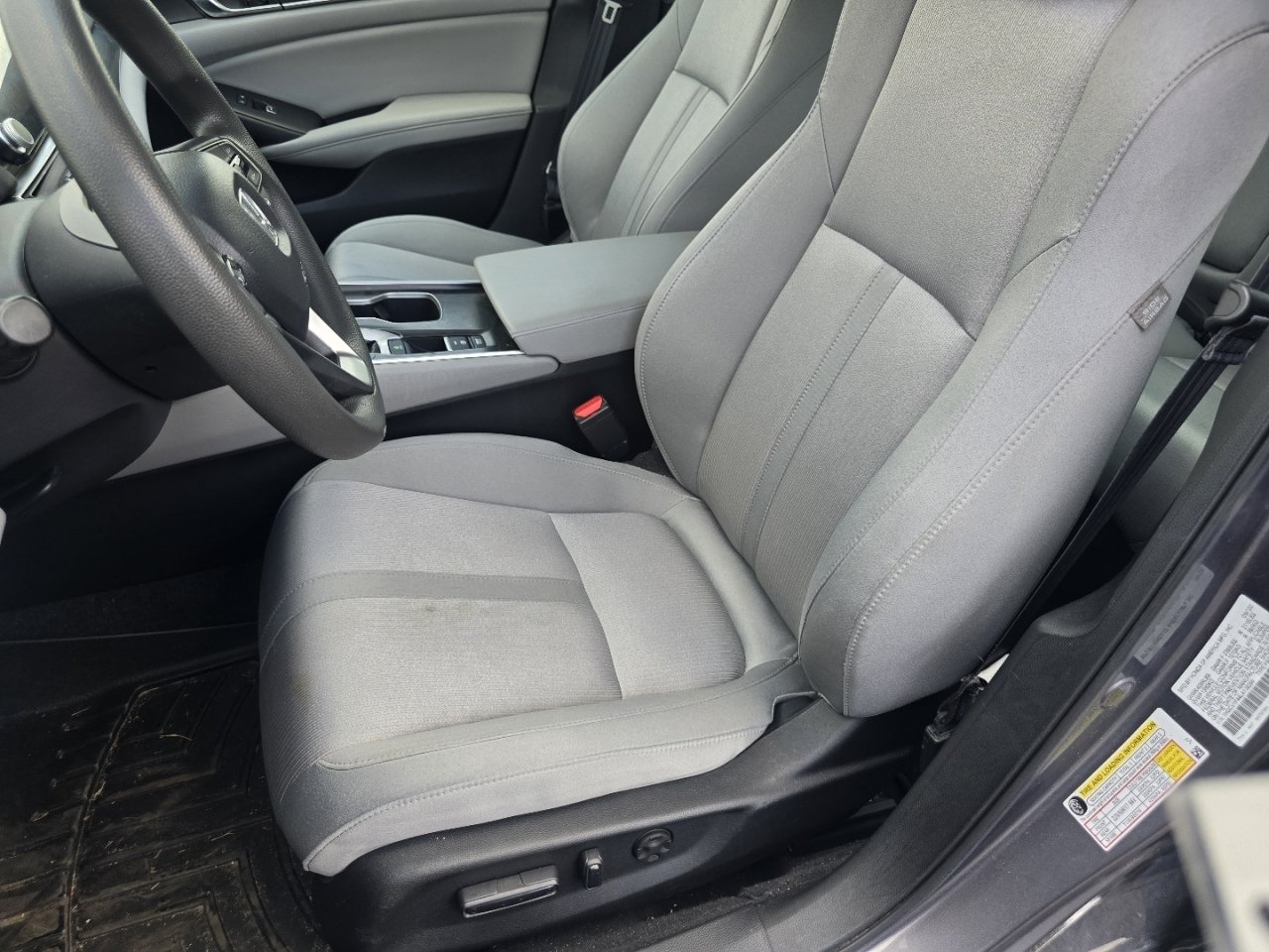 Used 2020 Honda Accord EX image 21
