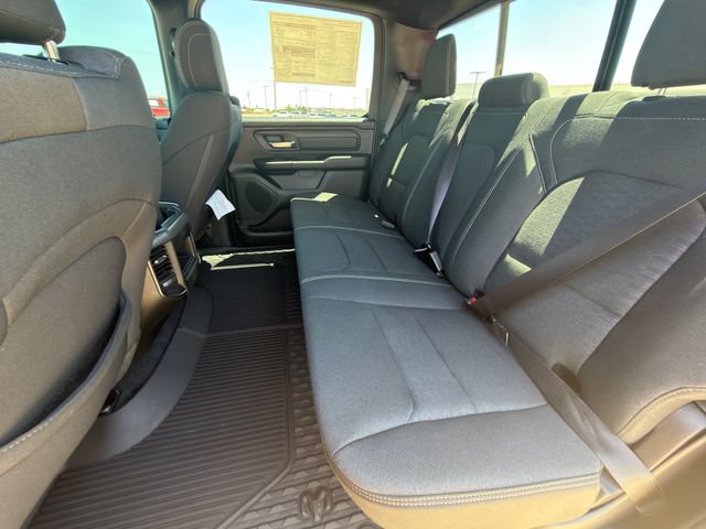 New 2026 RAM 1500 Express AWD/4WD image 30