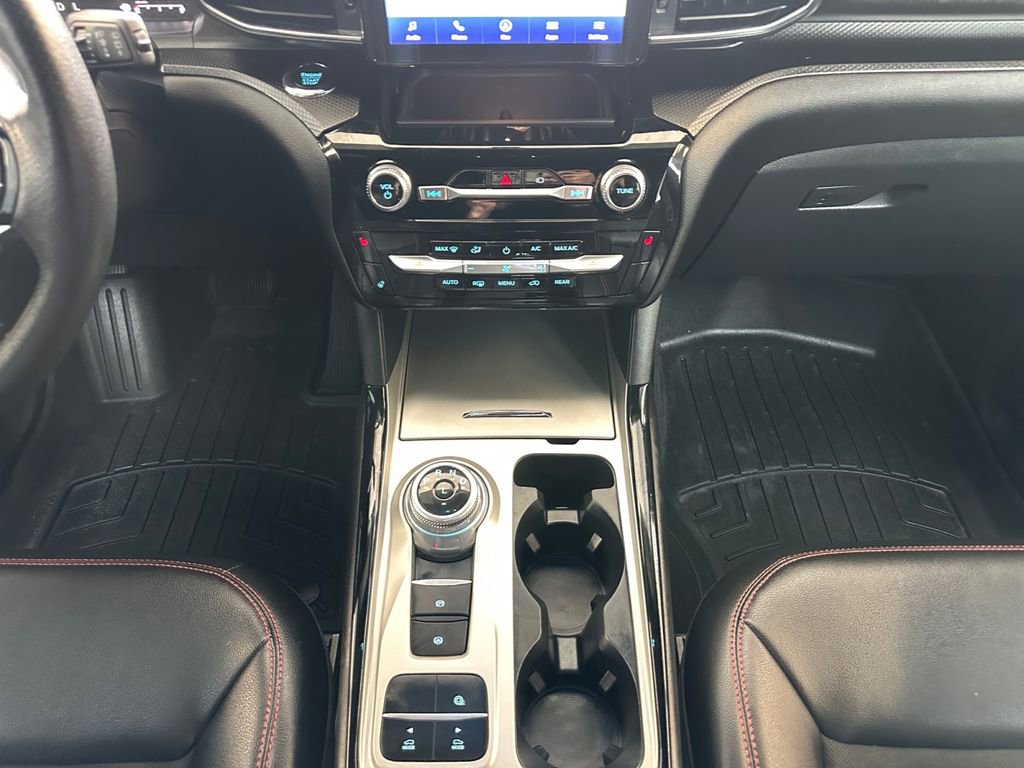 Used 2023 Ford Explorer ST-Line w/ Class IV Trailer Tow Package image 3