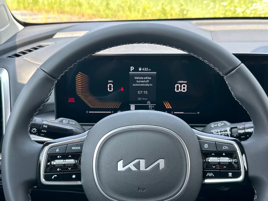 New 2025 Kia Sorento S image 19