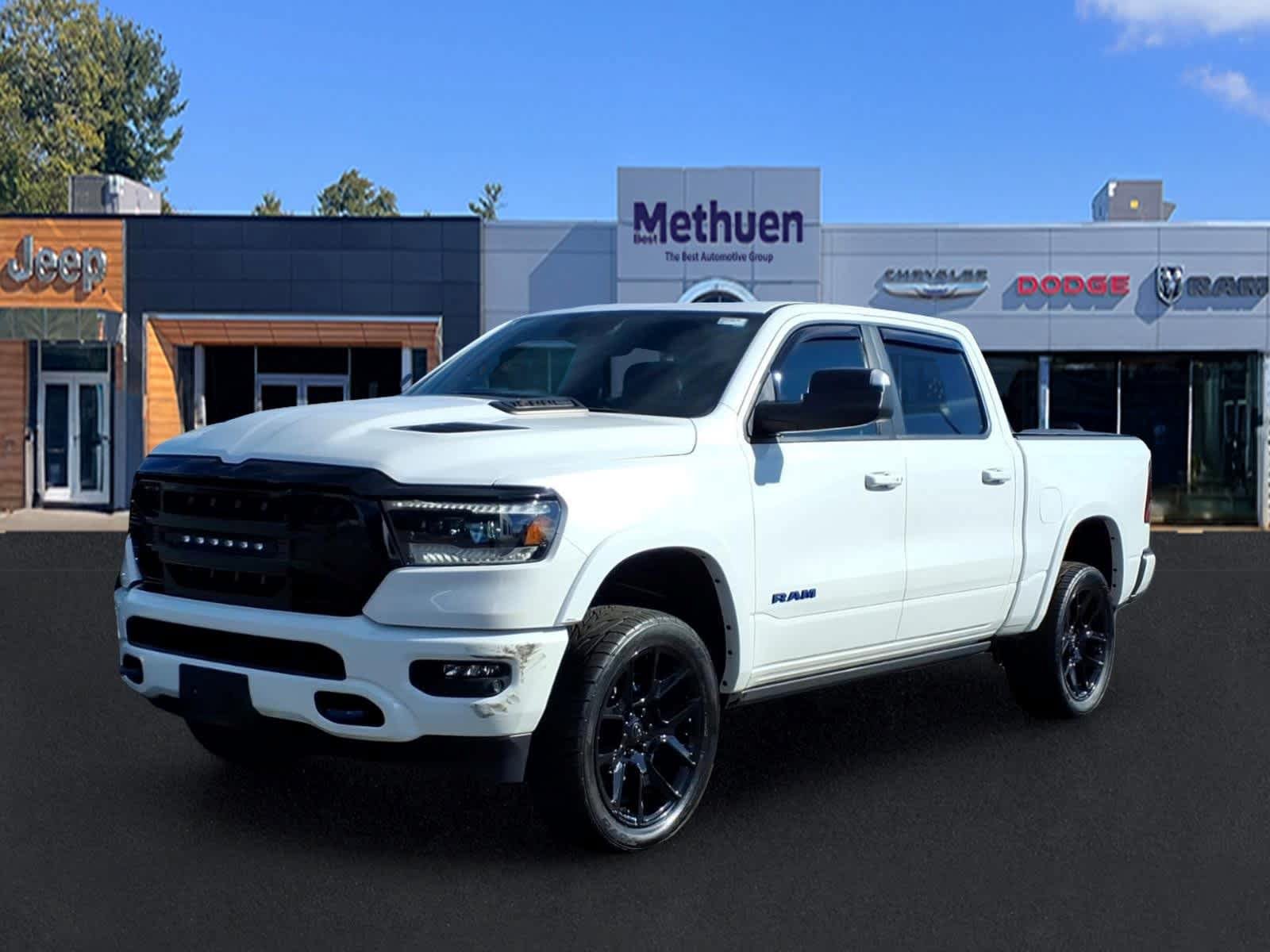 Used 2022 RAM 1500 Laramie AWD/4WD image 9