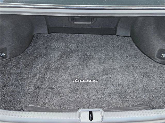 Used 2025 Lexus ES 350 w/ Premium Package FWD image 6