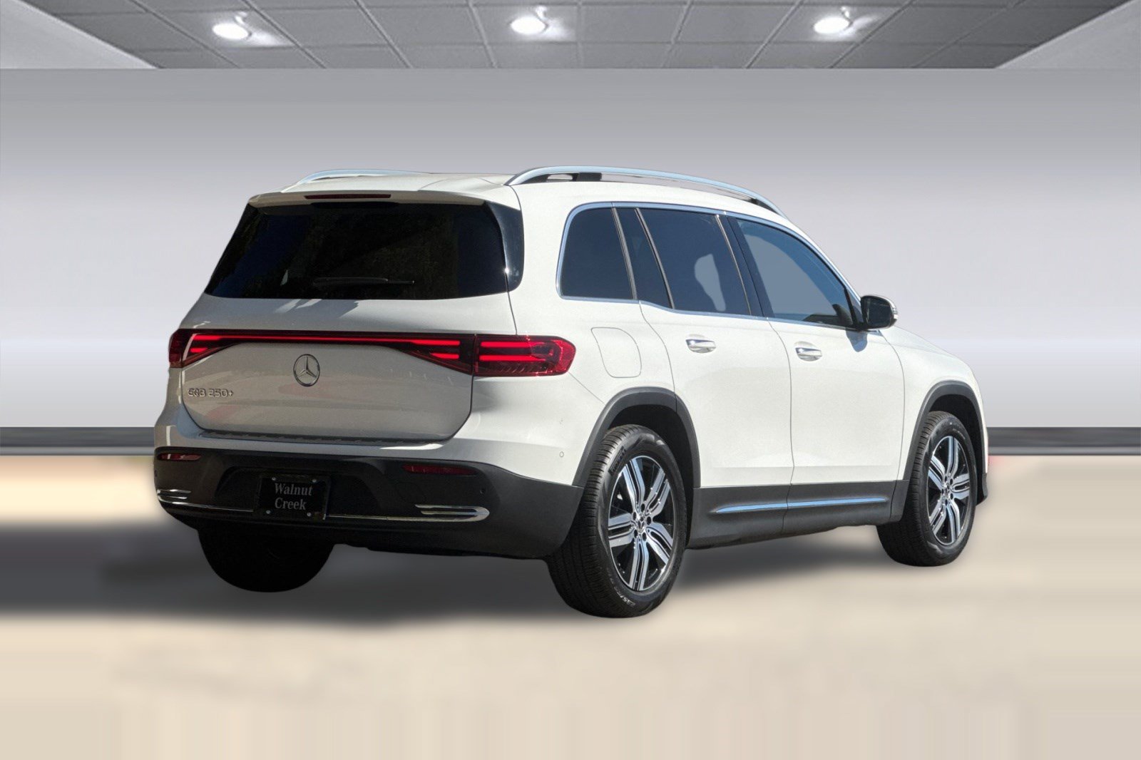 Certified 2024 Mercedes-Benz EQB 250+ image 9