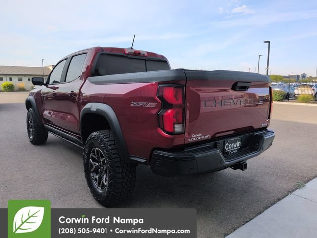 Used 2024 Chevrolet Colorado ZR2 w/ ZR2 Convenience Package III AWD/4WD image 5