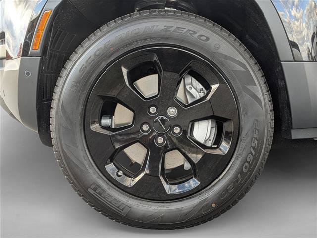 Used 2026 Land Rover Defender 110 S AWD/4WD image 10