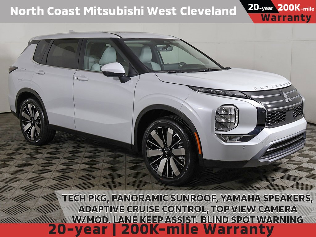 New 2025 Mitsubishi Outlander SE image 1