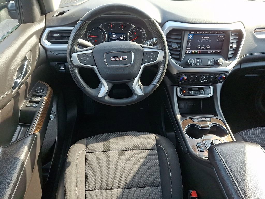 Certified 2023 GMC Acadia SLE w/ Driver Convenience Package image 11