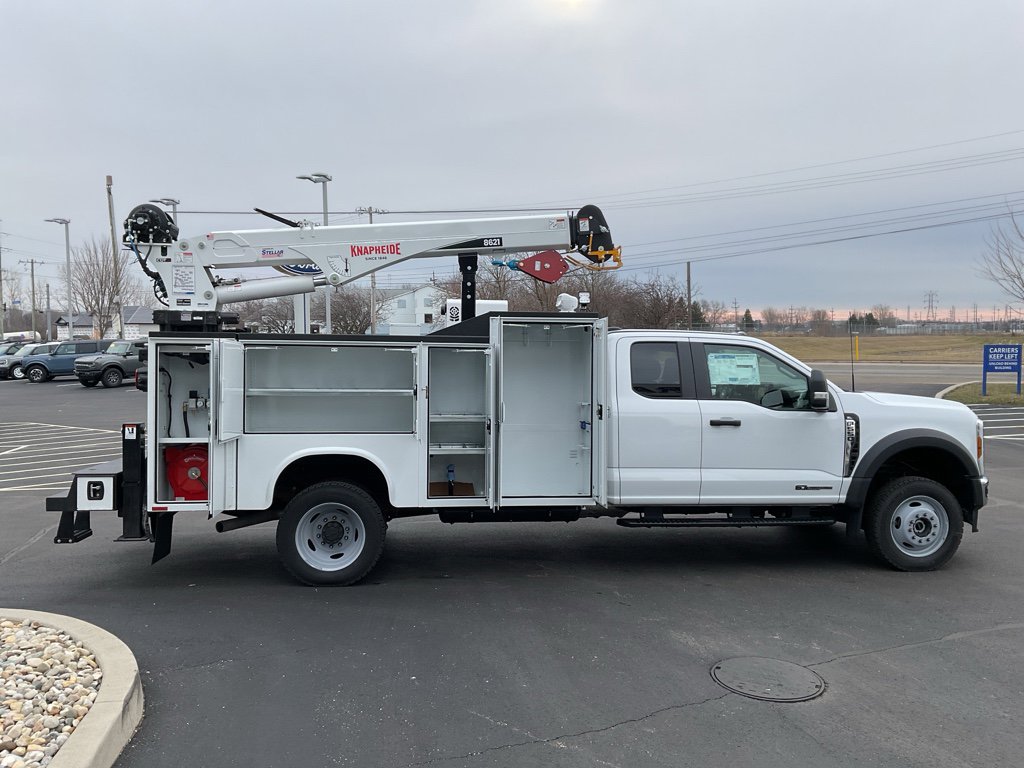 New 2026 Ford F550 4x4 Supercab Super Duty image 7