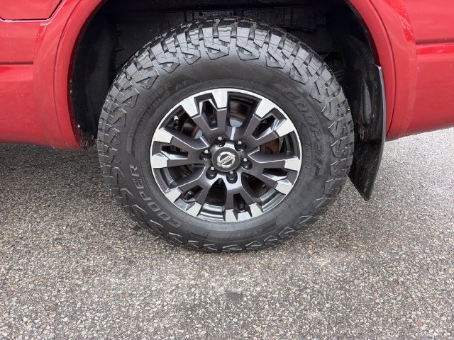 Used 2017 Nissan Titan PRO-4X AWD/4WD image 25