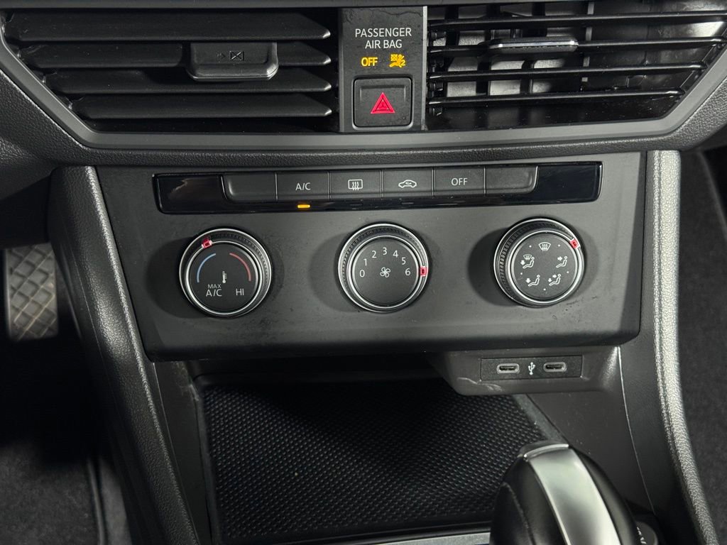 Used 2020 Volkswagen Jetta S image 17