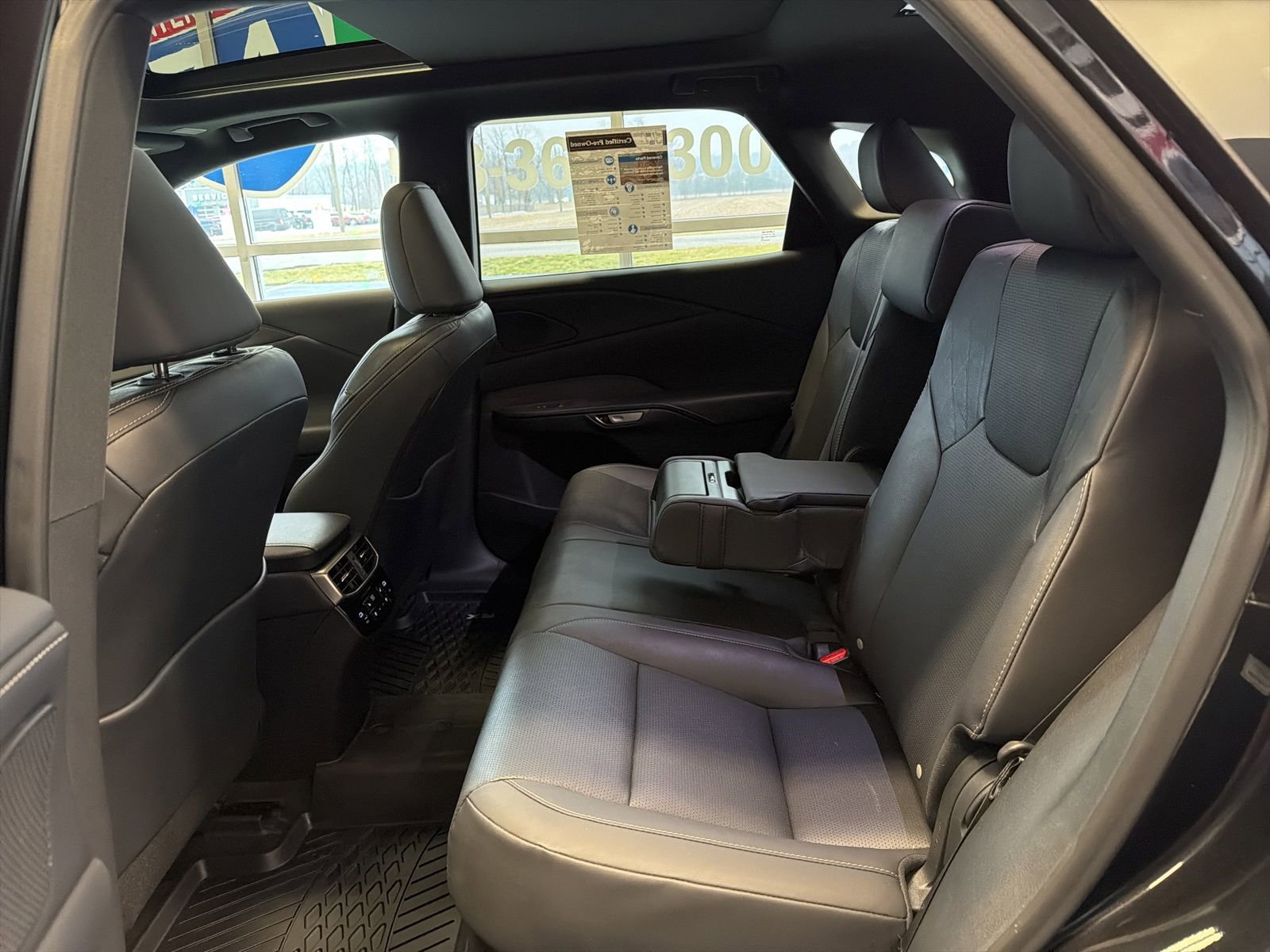 Used 2024 Lexus RX 350 Premium image 12