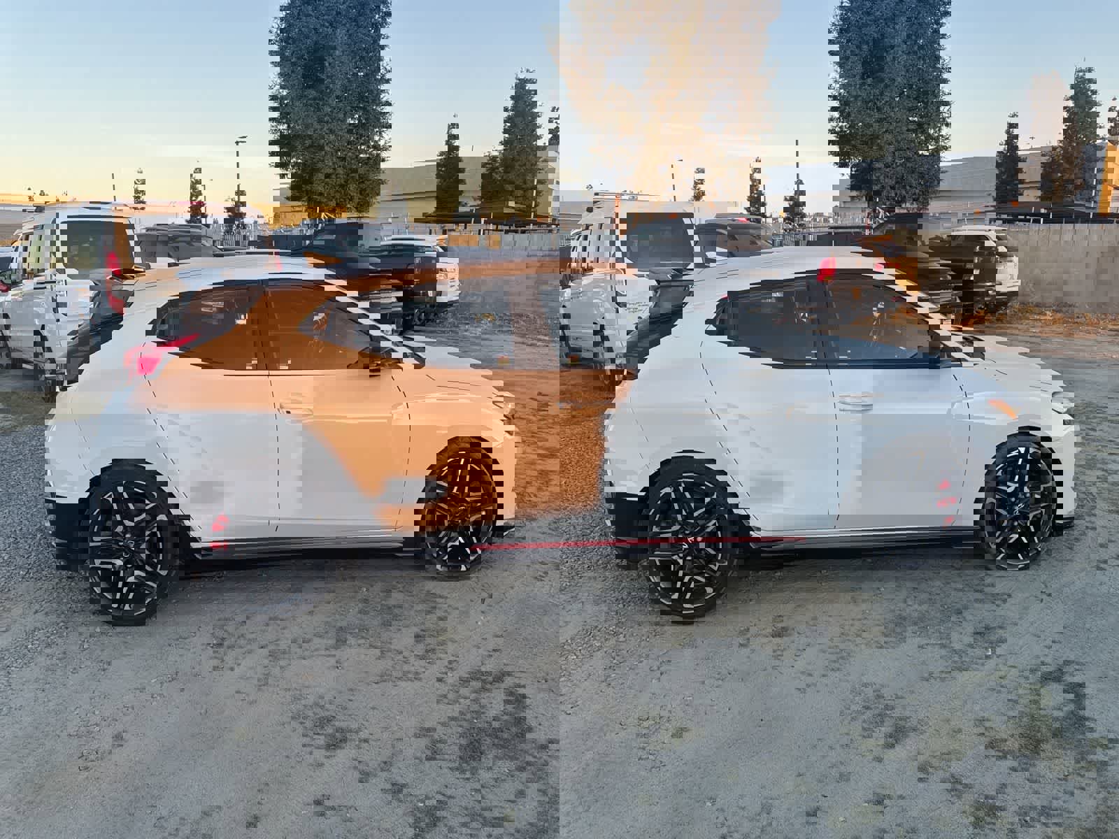 Used 2020 Hyundai Veloster N w/ Performance Package image 4