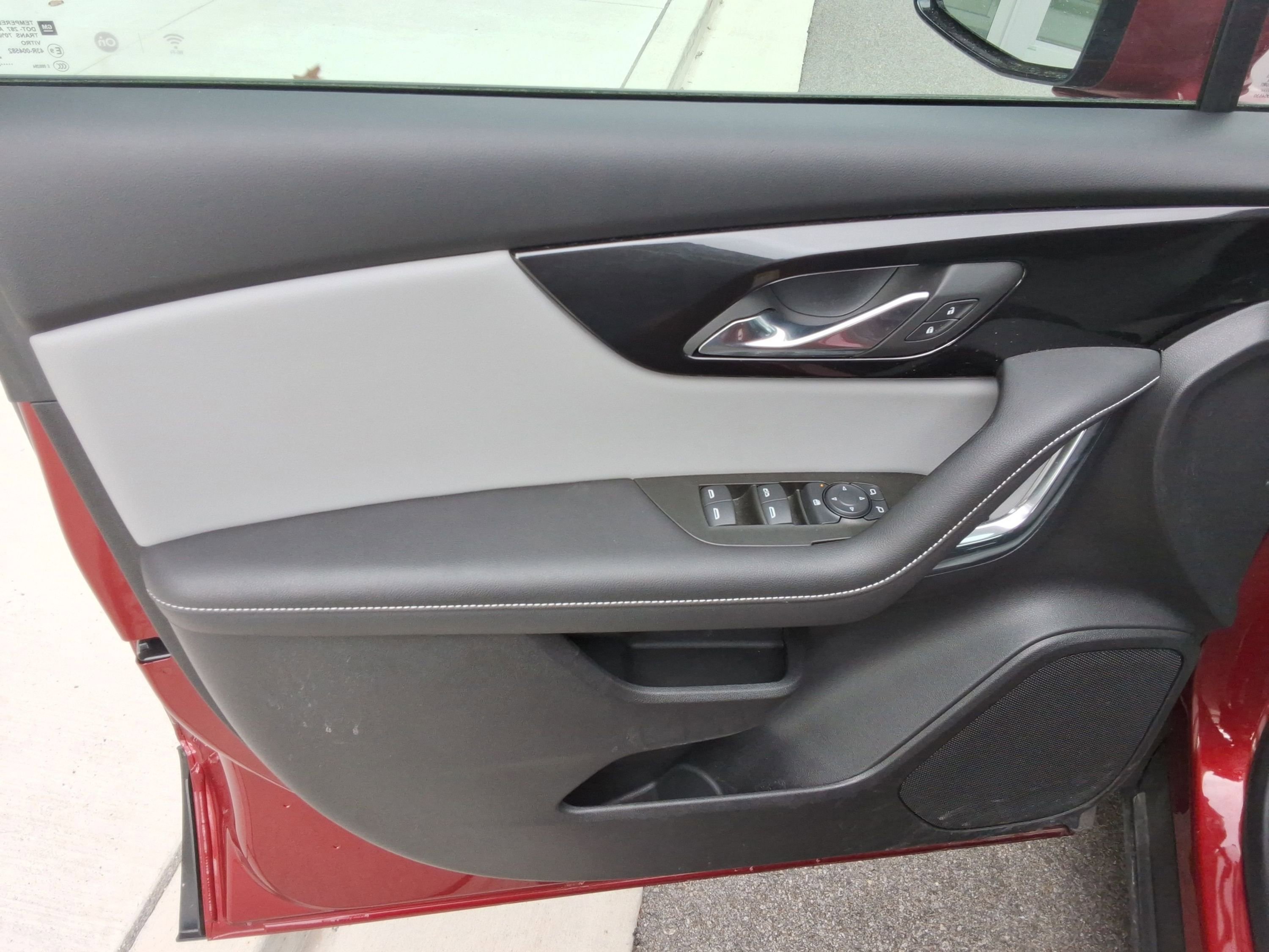 Used 2023 Chevrolet Blazer LT image 21