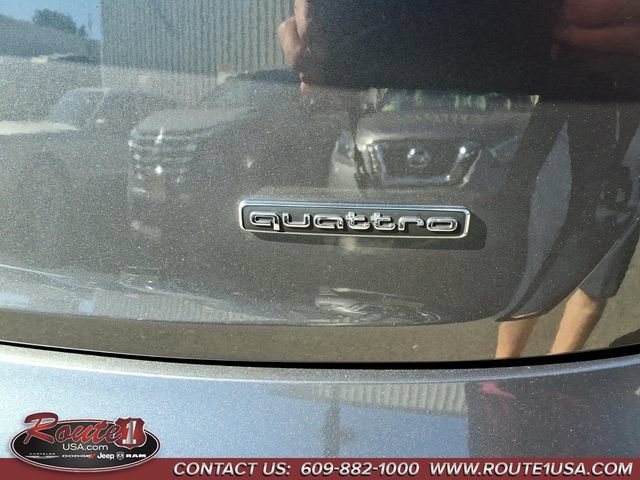 Used 2021 Audi Q5 e Premium Plus w/ Premium Plus Package AWD/4WD image 19