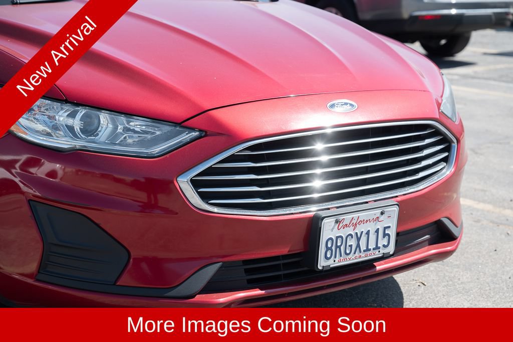 Used 2020 Ford Fusion SE FWD image 6