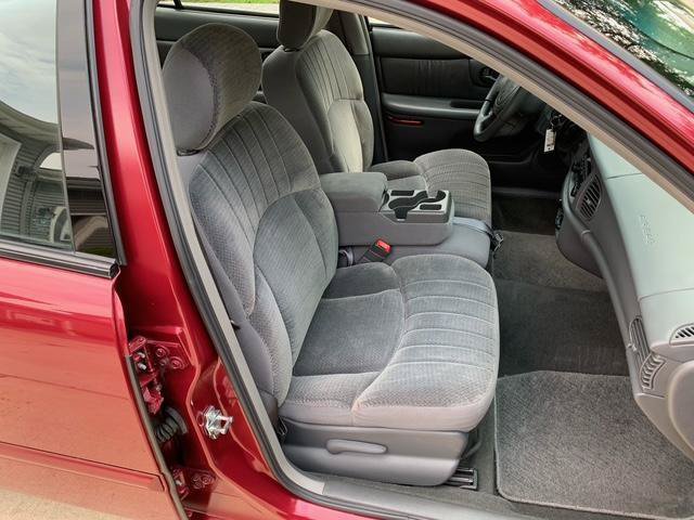Used 2004 Buick Century Custom FWD image 25