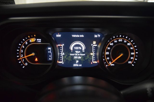 Used 2025 Jeep Wrangler Unlimited Rubicon w/ Technology Group image 53