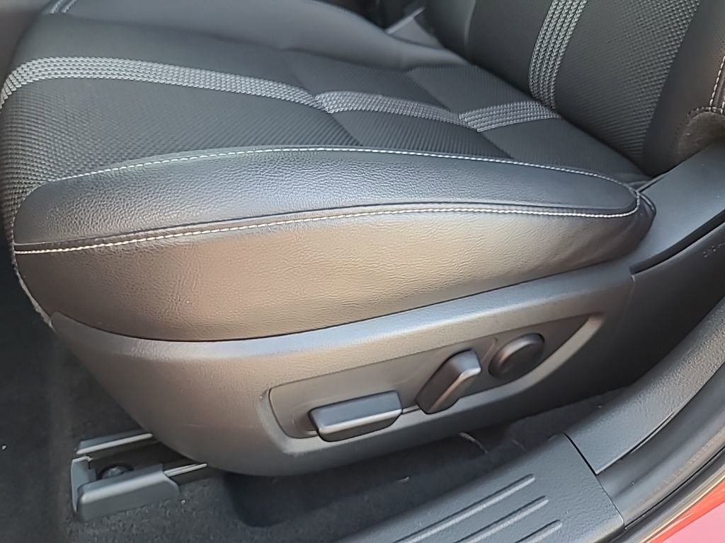 Certified 2025 MAZDA CX-50 2.5 Hybrid w/ Cargo Package image 26